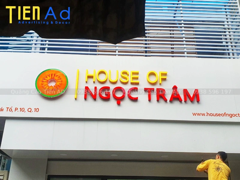 Làm bảng hiệu quảng cáo Quận 10 - 7