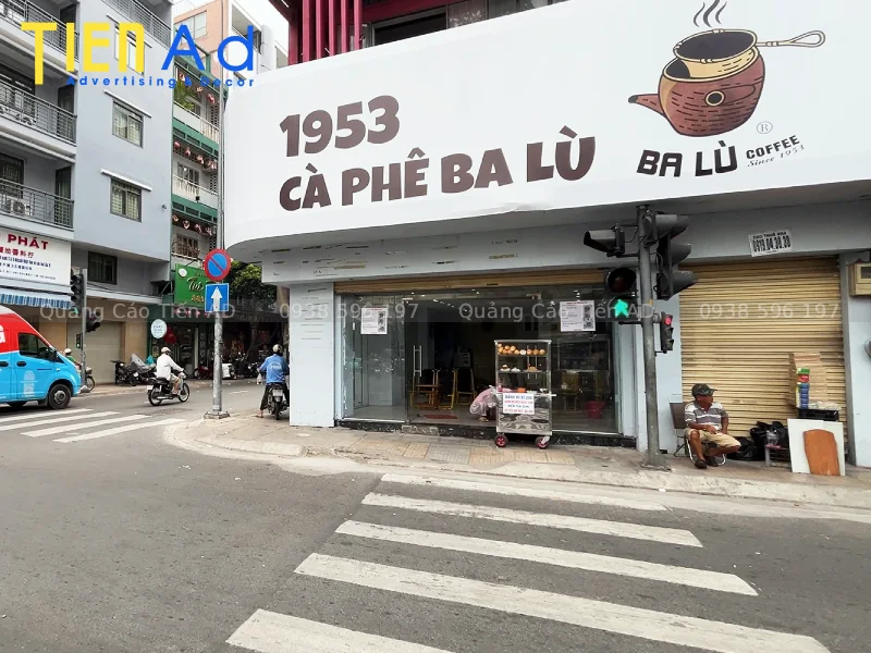 Làm bảng hiệu quảng cáo Quận 12 - 3