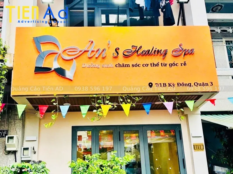Làm bảng hiệu quảng cáo Quận 3 - 3