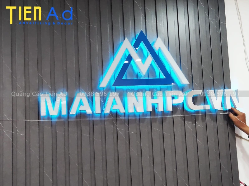Làm bảng hiệu quảng cáo Quận 7 - 2