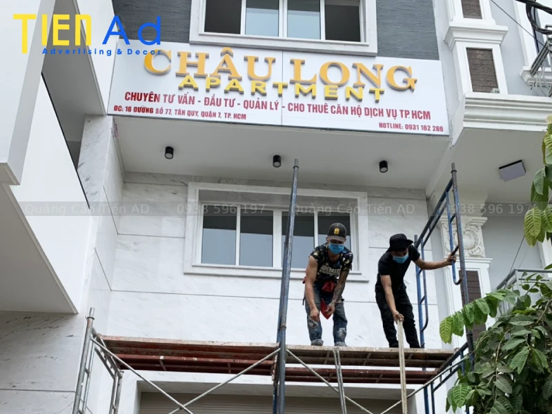 Làm bảng hiệu quảng cáo Quận 7 - 6