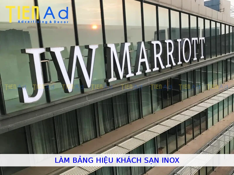 Làm biển hiệu khách sạn inox