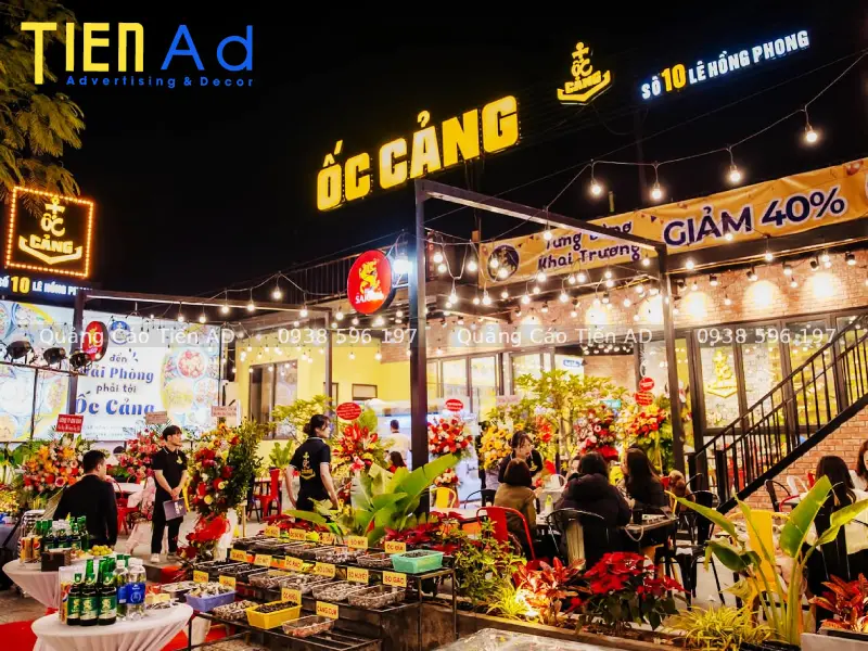 Lựa chọn màu sắc và phông chữ bảng hiệu quán ốc hợp phong thủy, hút tài lộc