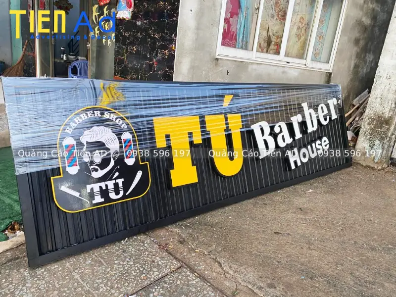 Lưu ý quan trọng khi thiết kế và thi công biển quảng cáo tiệm tóc