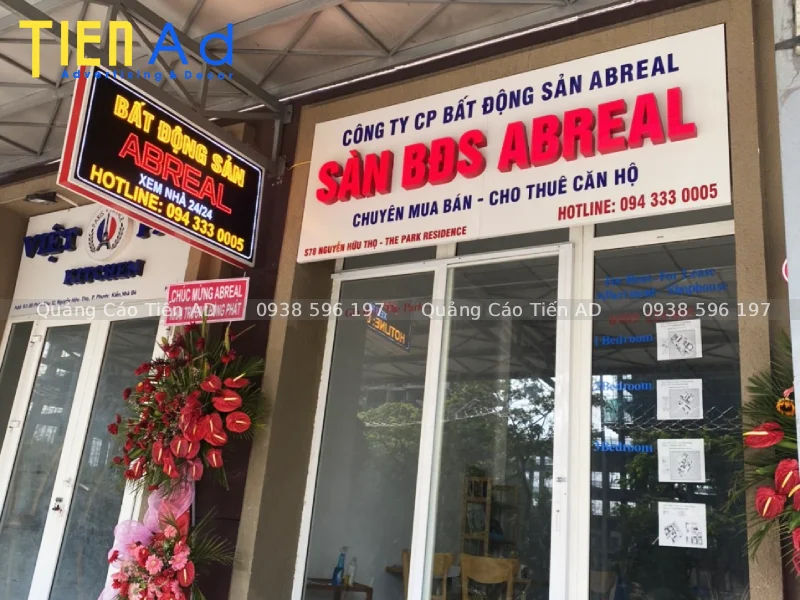 Mẫu bảng hiệu bất động sản - 10