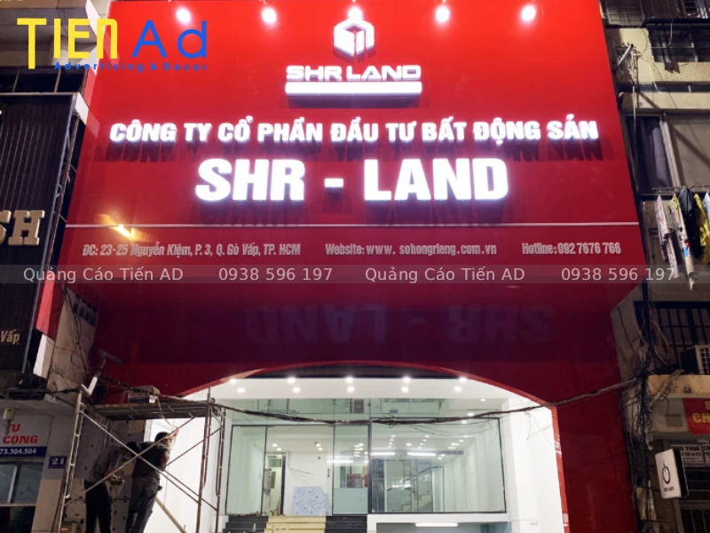 Mẫu bảng hiệu công ty bất động sản - 3