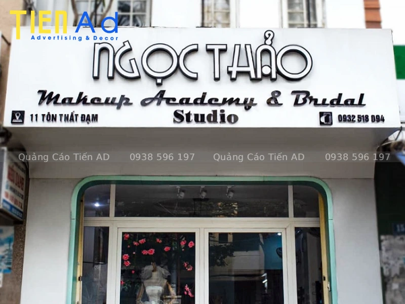 Mẫu bảng hiệu makeup - 7