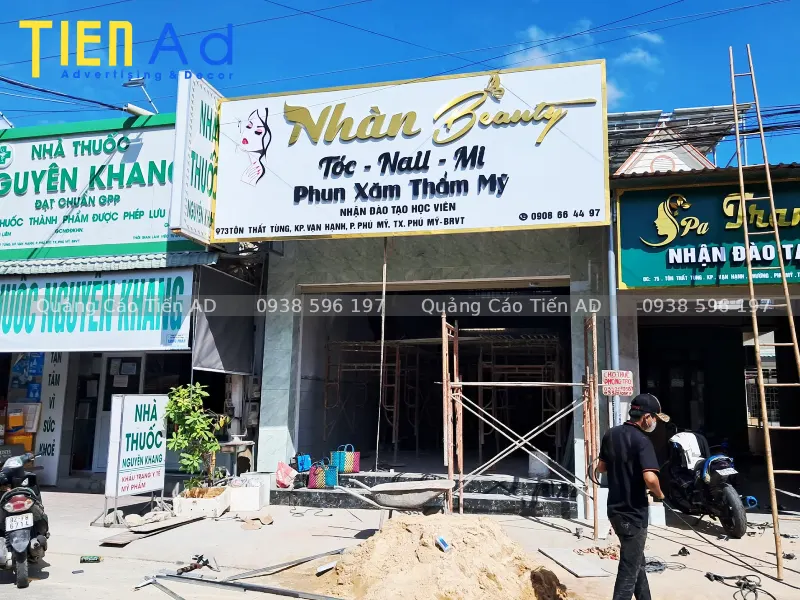 Mẫu bảng hiệu phun xăm thẩm mỹ - 9