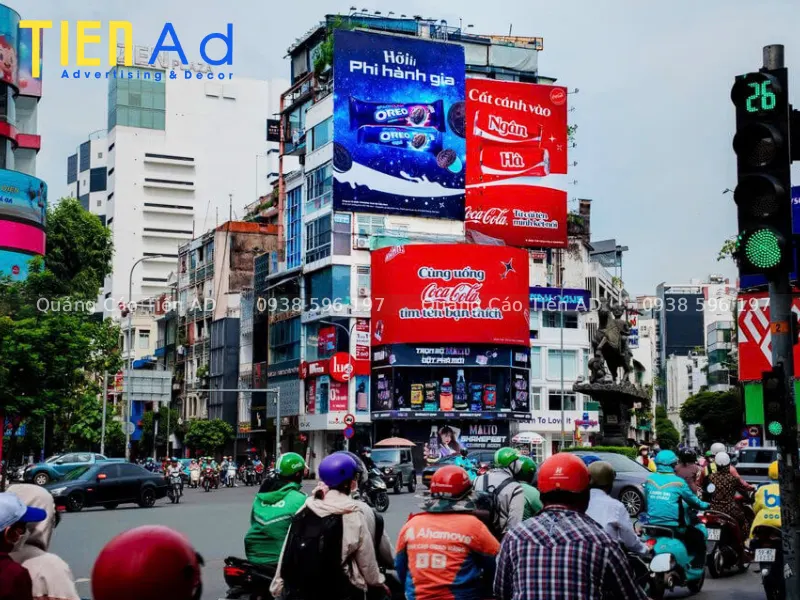 Mẫu bạt pano ốp tường quảng cáo - 7