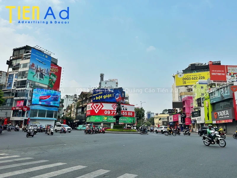 Mẫu bạt pano ốp tường quảng cáo - 8