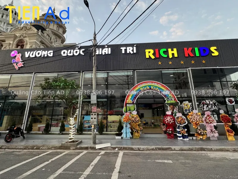 Mẫu biển quảng cáo khu vui chơi trẻ em - 1
