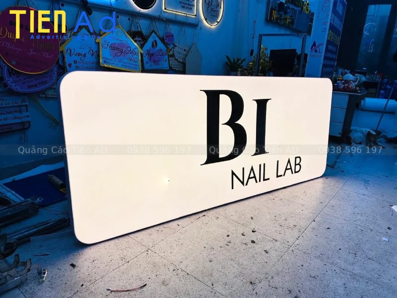 Mẫu hộp đèn hút nổi chữ nhật - 1