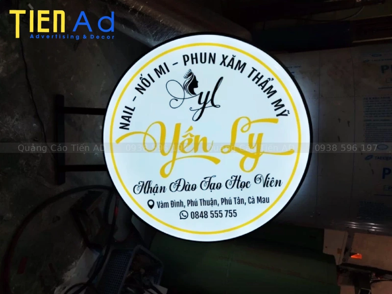 Mẫu hộp đèn nail - 2