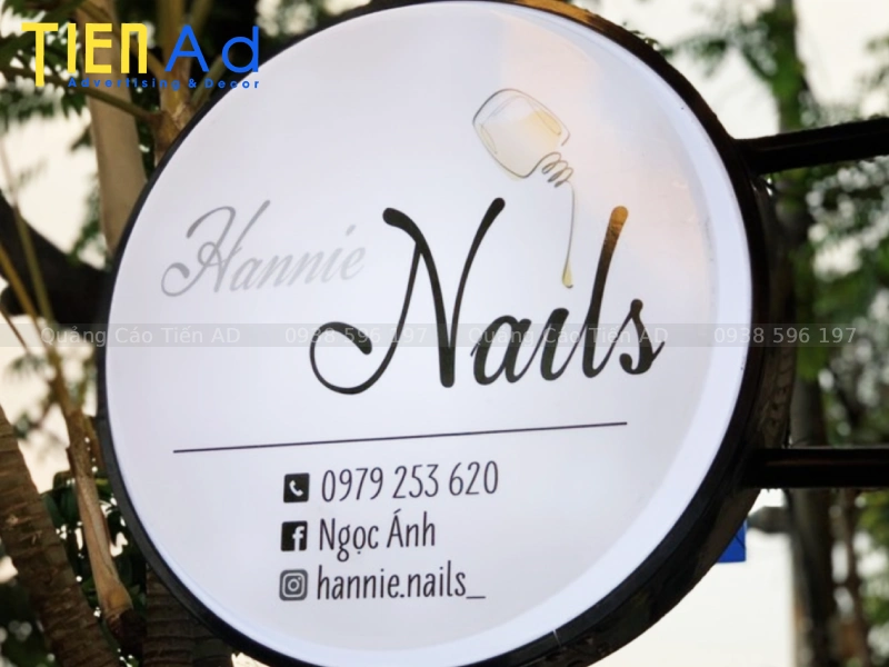 Mẫu hộp đèn nail - 4