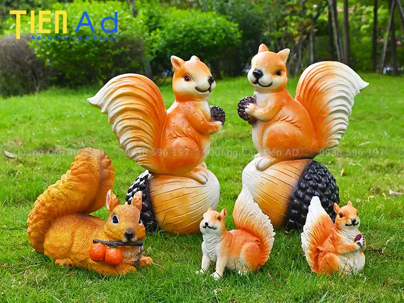 Mẫu mô hình chú sóc nâu composite - 7
