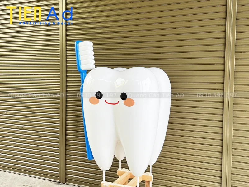 Mẫu mô hình mascot cái răng bằng composite - 4