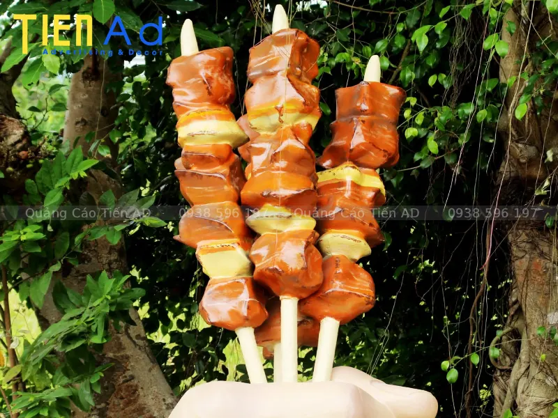 Mẫu mô hình thịt xiên nướng khổng lồ bằng composite - 4