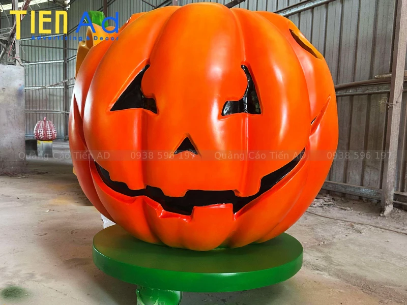 Mẫu mô hình trang trí Halloween bằng composite - 8