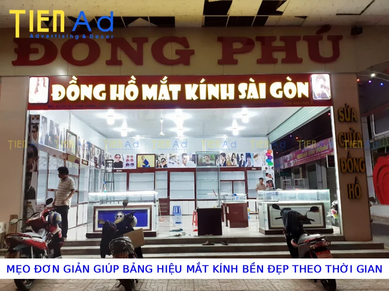 Mẹo đơn giản giúp bảng hiệu mắt kính bền đẹp theo thời gian