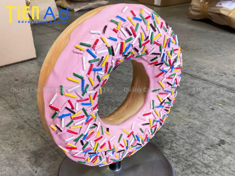 Mô hình bánh donut bằng composite - 9