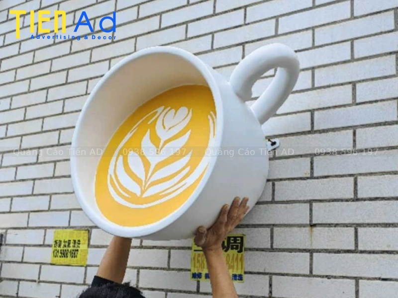 Mô hình ly cafe composite khổng lồ - 1