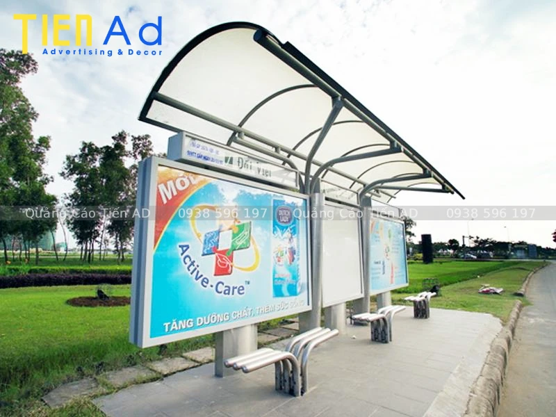 Một số hình ảnh quảng cáo trên nhà chờ xe buýt đẹp