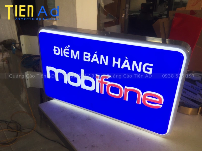 Những lưu ý quan trọng khi tự lắp ráp hộp đèn hút nổi chữ nhật tại nhà