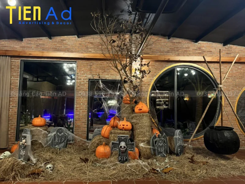 Những yếu tố quyết định chi phí sản xuất mô hình Halloween