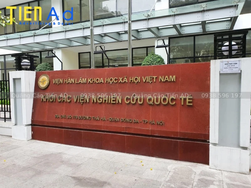 Những yếu tố quyết định chi phí thi công chữ nổi cổng tòa nhà, khu đô thị, khu công nghiệp