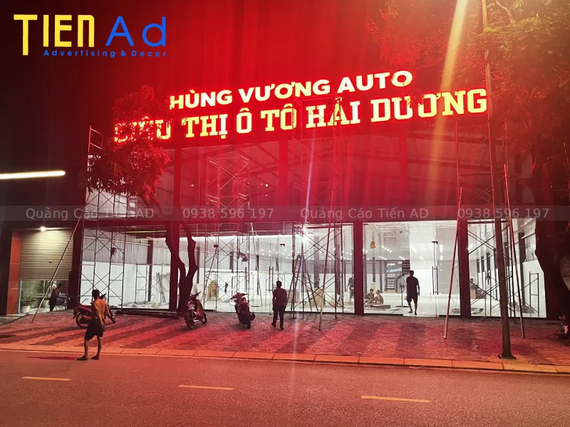 Quảng Cáo Tiến AD chuyên làm chữ nổi mica đèn LED trọn gói giá rẻ tại TP.HCM