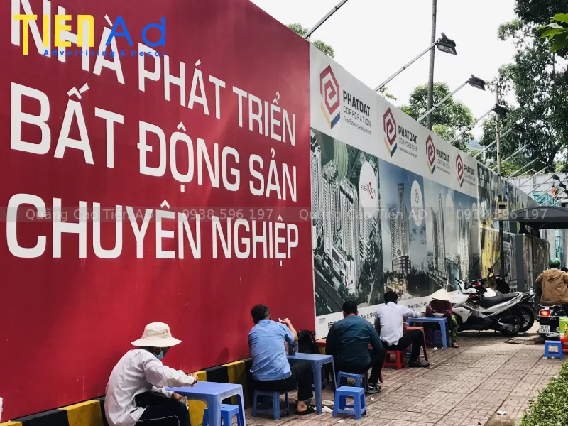 Quảng Cáo Tiến AD chuyên thi công hoarding hàng rào công trình dự án trọn gói tại TP.HCM