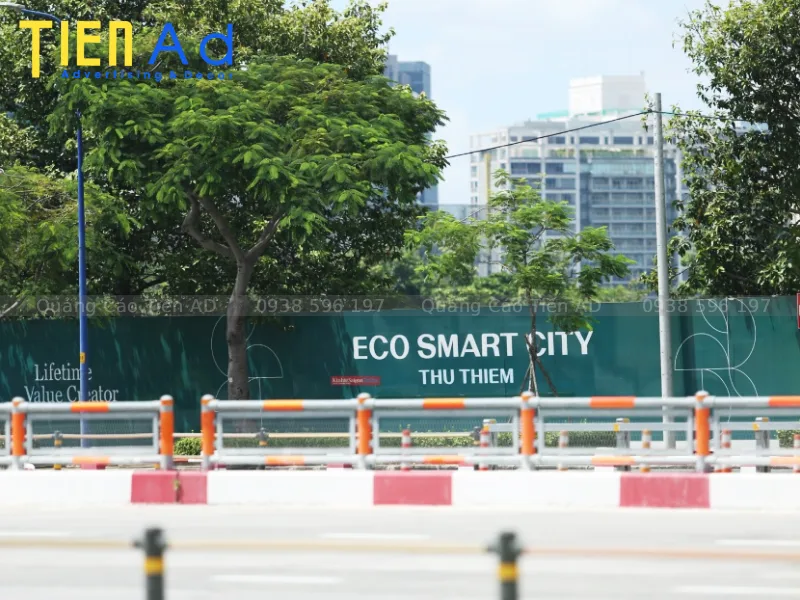 Quảng Cáo Tiến AD chuyên thi công hoarding hàng rào công trình trọn gói giá rẻ tại TP.HCM