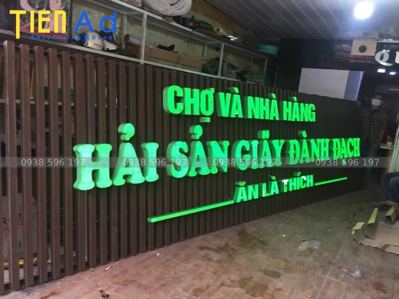 Quy cách thiết kế bảng hiệu nhà hàng hiệu quả