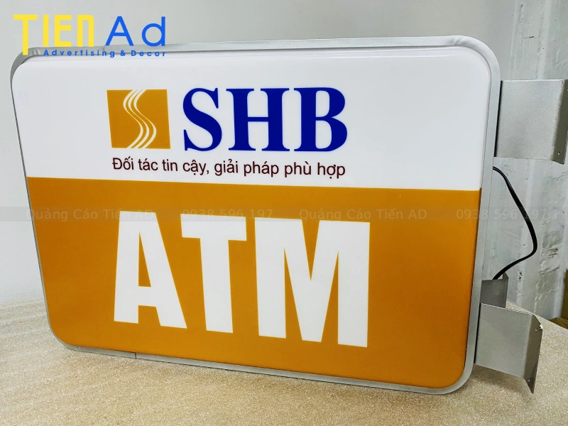 Quy trình sản xuất hộp đèn hút nổi chữ nhật chuyên nghiệp tại xưởng