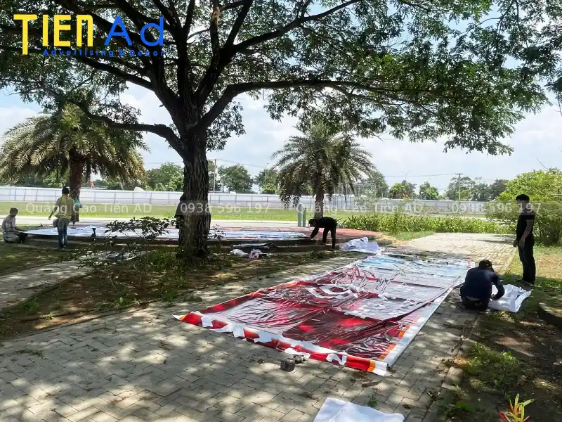 Quy trình thi công lắp đặt hoarding công trình La Merchant cho chủ đầu tư Phú Mỹ Lợi