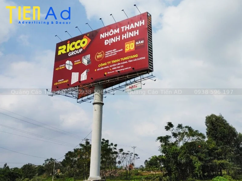 Quy trình thi công thay bạt quảng cáo trụ pano chuyên nghiệp