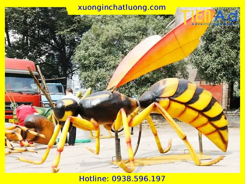 Sản Xuất Mô Hình Con Ong Bằng Composite Theo Yêu Cầu