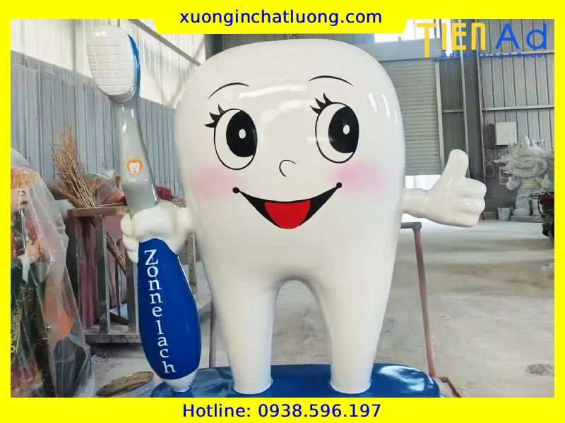 Sản Xuất Mô Hình Mascot Cái Răng Bằng Composite Theo Yêu Cầu