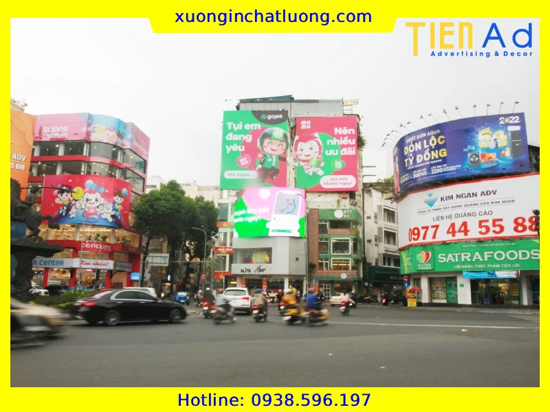 Thi Công Biển Quảng Cáo Tấm Lớn Trọn Gói, Giá Rẻ Tại TP.HCM