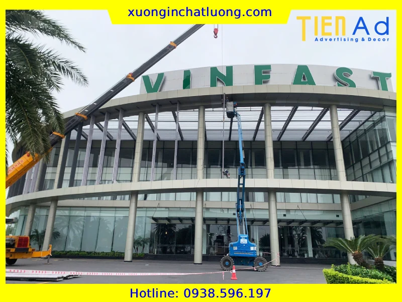 Thi Công Mái Sảnh Alu Trọn Gói Giá Rẻ Tại TP.HCM