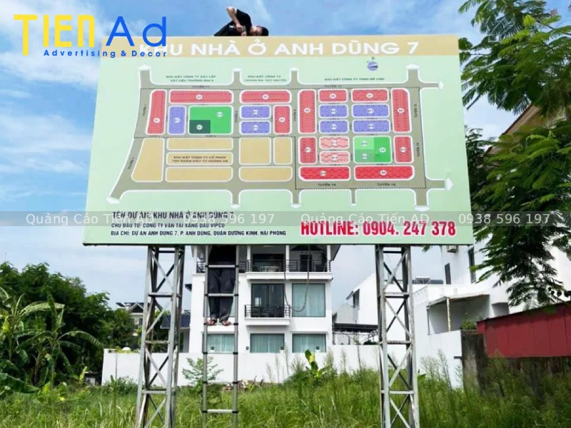Thi công biển quảng cáo tấm lớn chuyên nghiệp tại TP.HCM