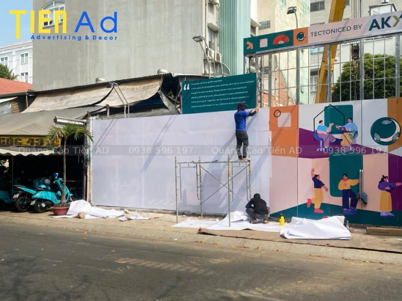 Thi công hoarding cho CĐT AKYN ở Quận 3 - 1