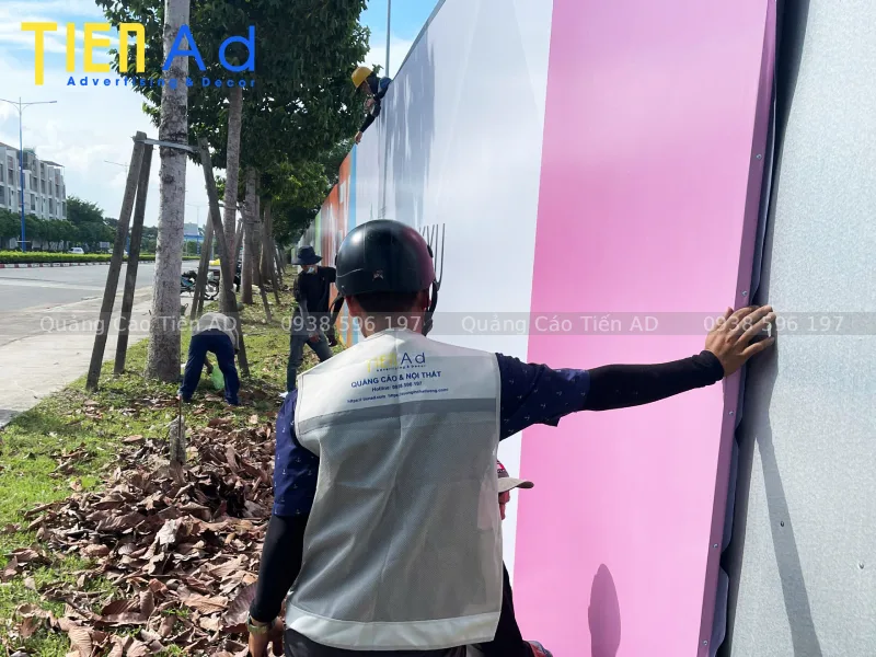 Thi công hoarding dự án Midori Park The Glory của Becamex Tokyu - 3