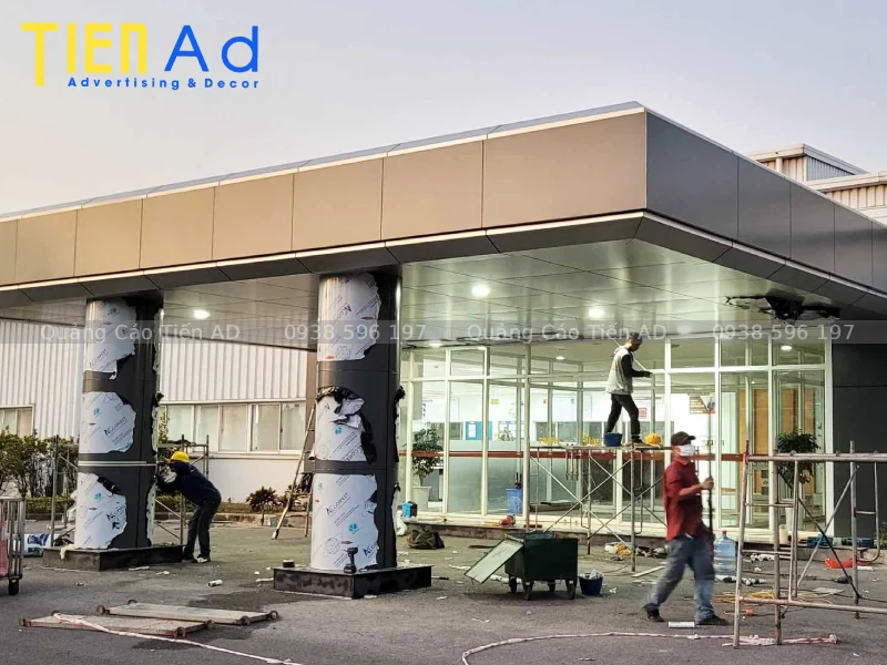 Thi công mái sảnh alu - 2