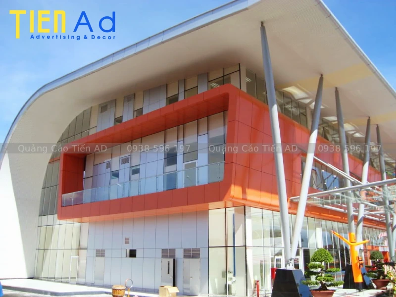 Thi công mái sảnh alu - 4