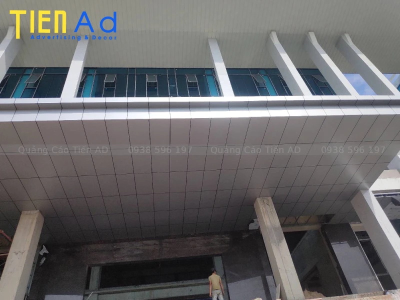 Thi công mái sảnh alu - 6