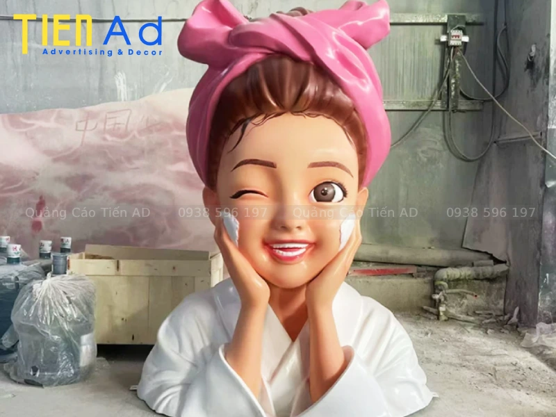 Tiến AD - Đơn vị thiết kế và sản xuất mô hình cô gái composite cho spa làm đẹp theo yêu cầu tại TP.HCM