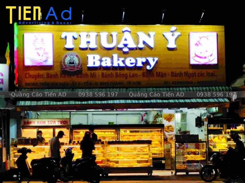 Tiến AD là đơn vị uy tín chuyên làm biển hiệu tiệm bánh theo yêu cầu với mức giá cạnh tranh tại TP.HCM