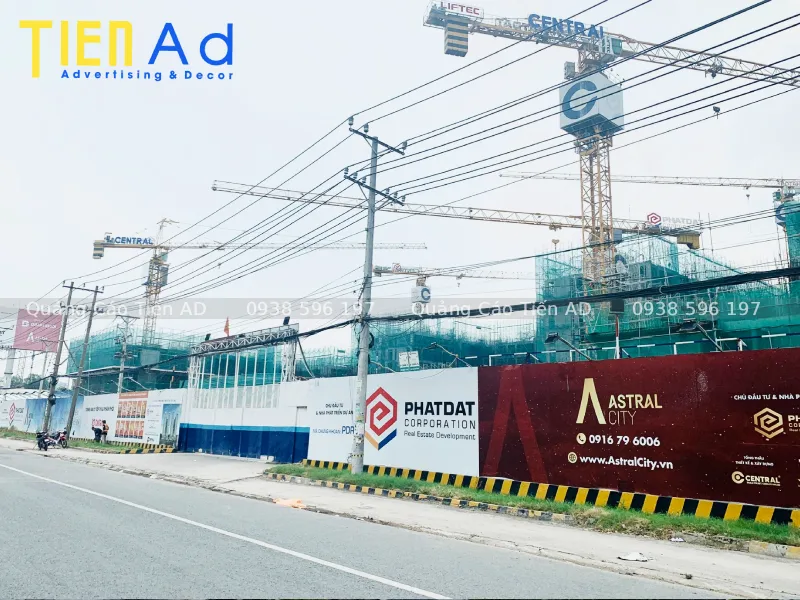 Tiến AD nhận in ấn và thi công thay bạt billboard quảng cáo bất động sản trọn gói trọn gói, giá rẻ tại TP.HCM
