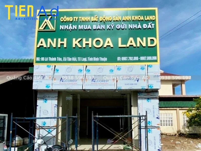 Tổng hợp 30+ mẫu bảng hiệu công ty bất động sản đẹp, đẳng cấp và uy tín